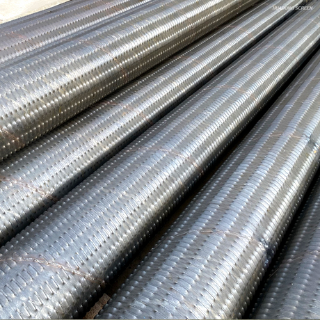 Louver screen for water well 